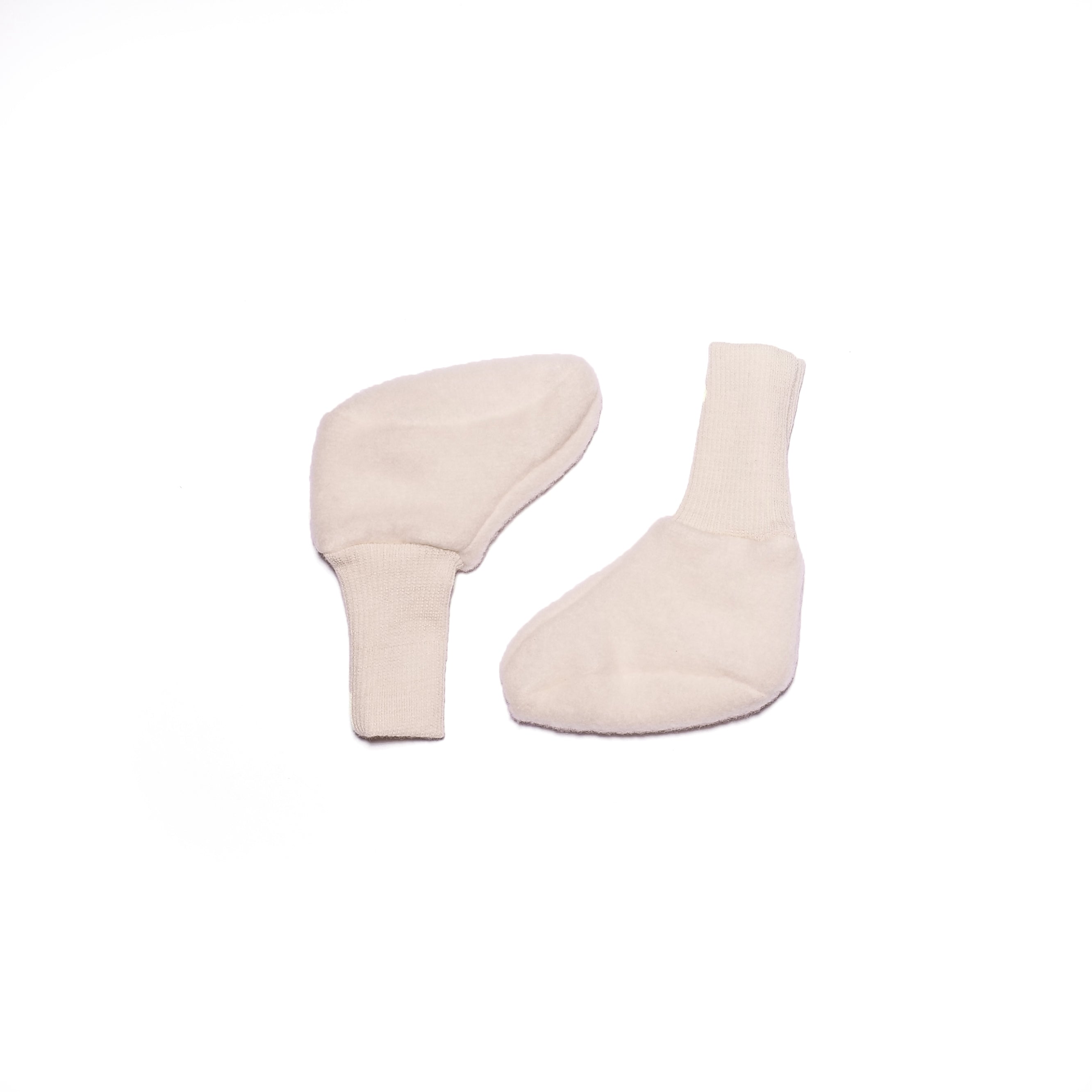 Cosilana baby booties in organic wool fleece and organic cotton in Natural on a white background