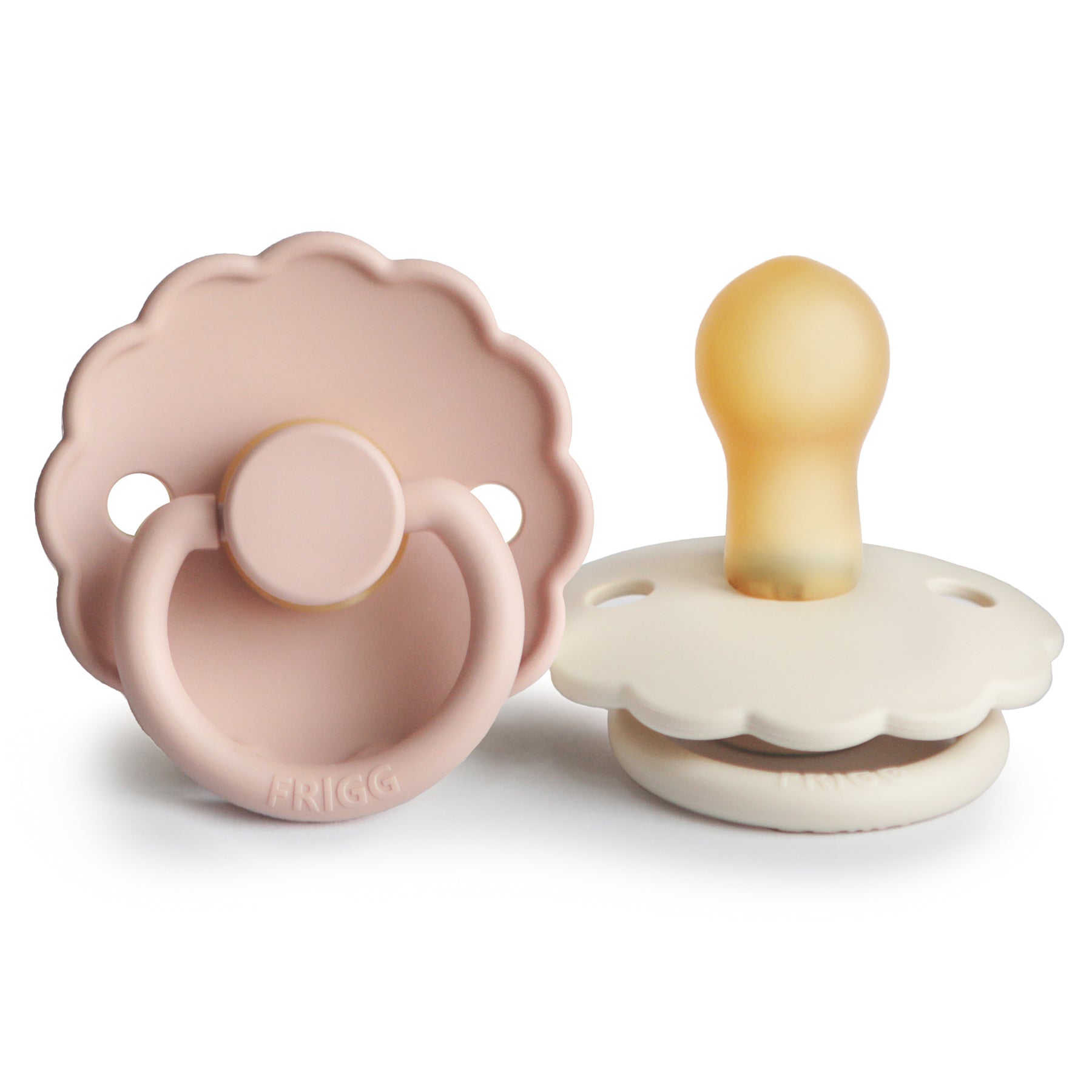 Frigg Daisy pacifier T1 2-pack in latex in Blush cream on a white background