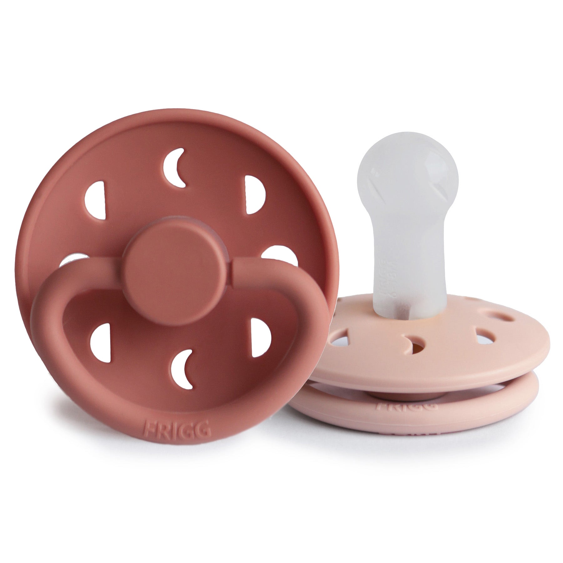 Frigg Moon pacifier T2 2-pack in silicone in Blush powder blush on a white background