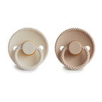 Frigg Rope pacifier 2-pack in latex in Cream croissant on a white background