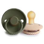 Frigg Rope pacifier T1 2-pack in latex in Croissant olive on a white background