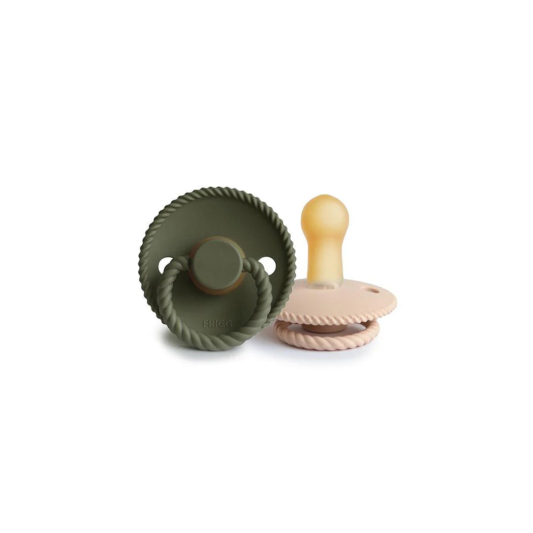Frigg Rope pacifier T2 2-pack in latex in Croissant olive on a white background