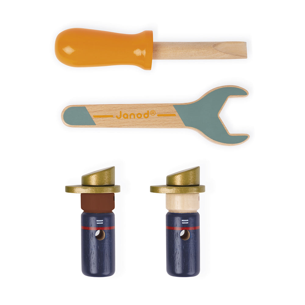 Accessories of Janod Brico'kids fire engine on a white background