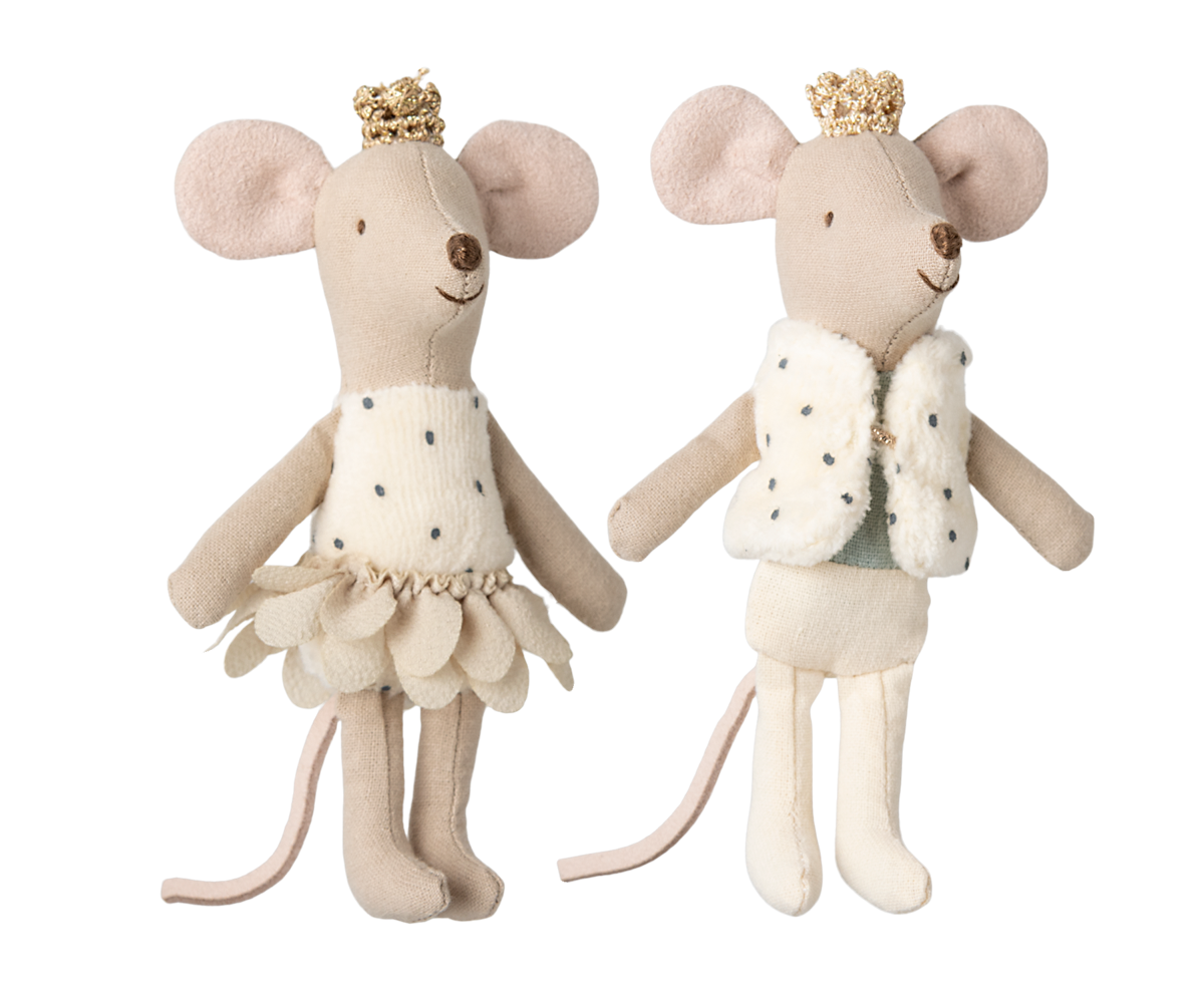 Maileg Royal Twin Mice Little Sister and Brother on a white background