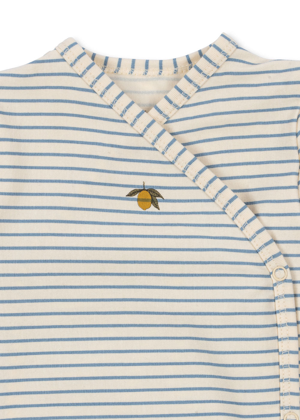 Close-up of Konges Sløjd basic long-sleeve newborn body in Kubi and Stripe Bluie collar and fabric