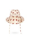Front view of the Konges Sløjd Cianna sun hat in Amour rouge on a white background